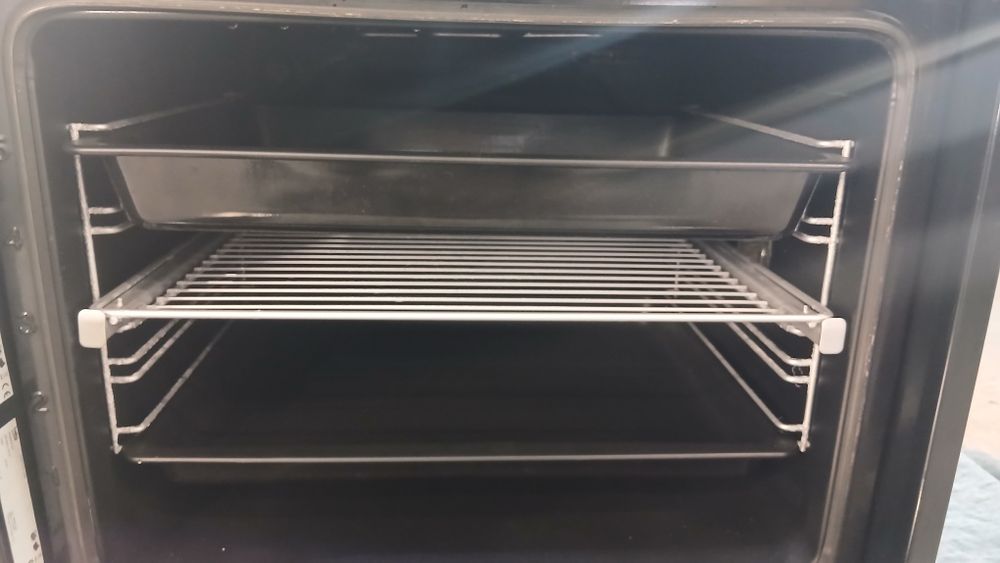 Фурна за вграждане Beko 72л.