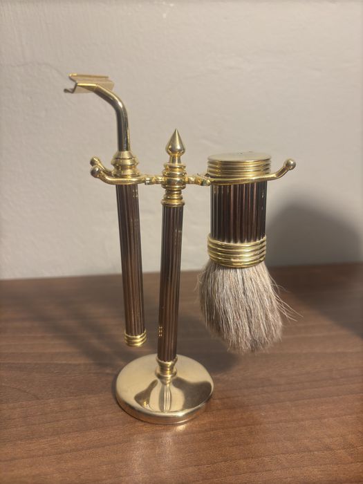 Suport clasic pentru barbierit