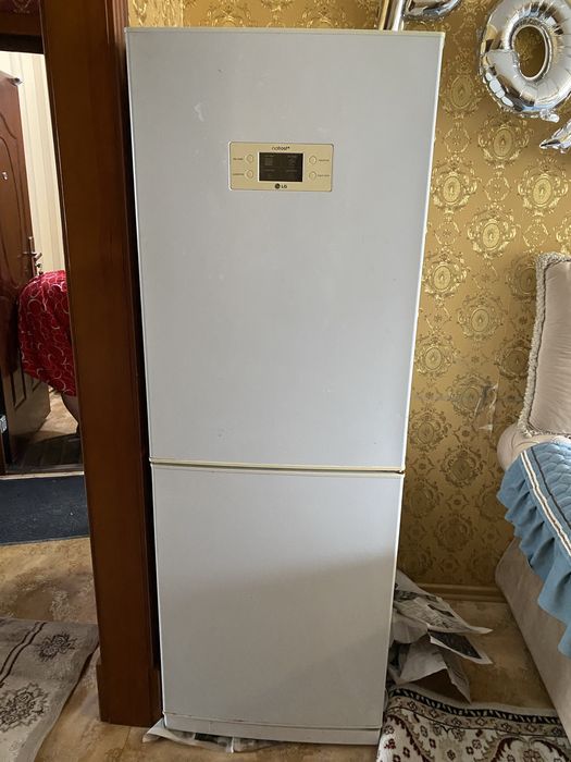 Продам холодильник lg