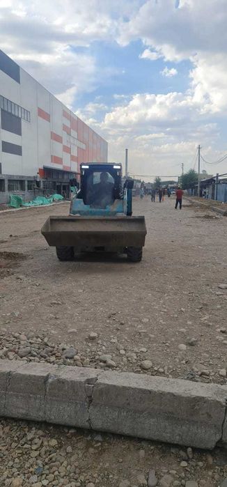 Мини погрузчик аренда (мультик) Bobcat