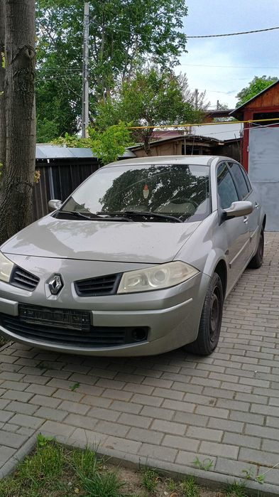 RENAULT Megane