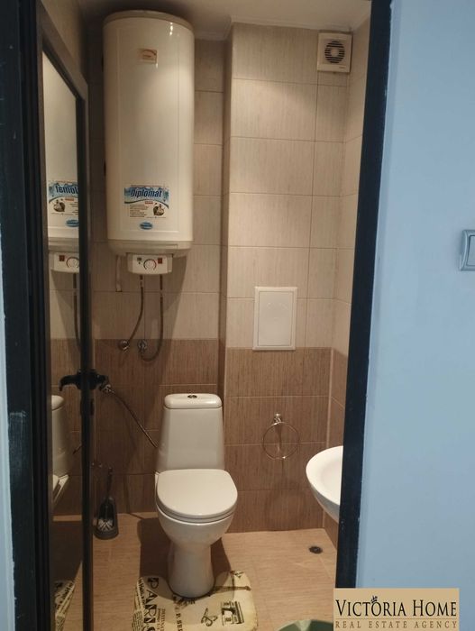 Продава се Тристаен апартамент в Бургас, Пристанище Бургас - 100 кв.м за 2499 €/кв.м - Снимка #12