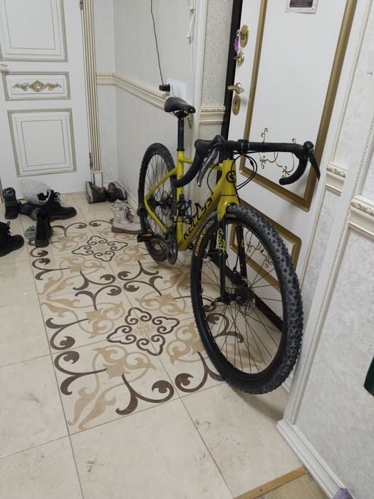 Продам гравиный велосипед