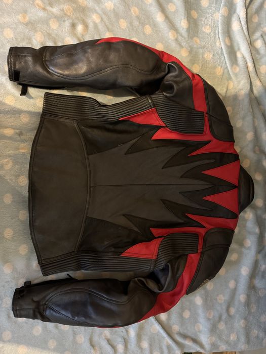 дамскo кожено мото яке