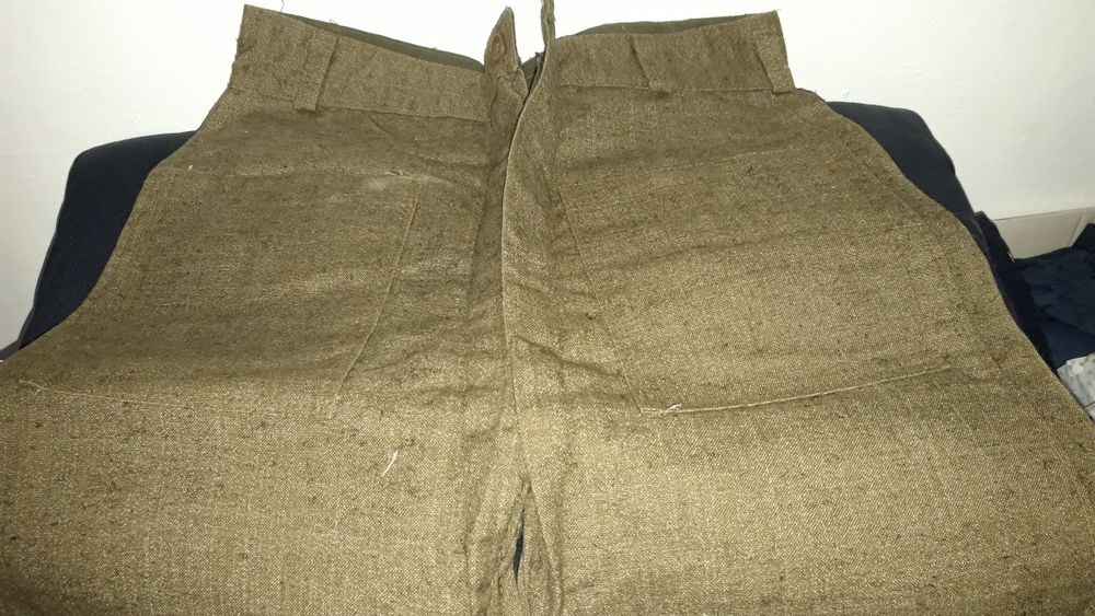 Спецодежда и защитная каска