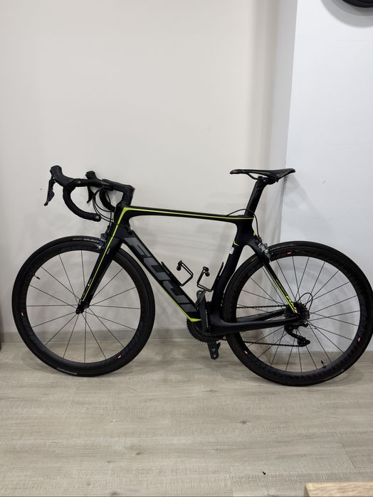 Карбонов велосипед Fuji Transonic M/L  UCI