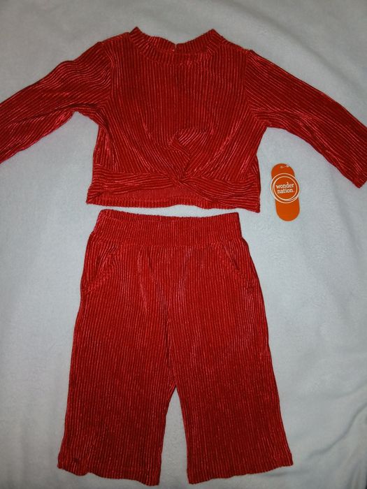 Из США, для вашей принцессы , костюм-двойка от бренда "Wonder-Nation"