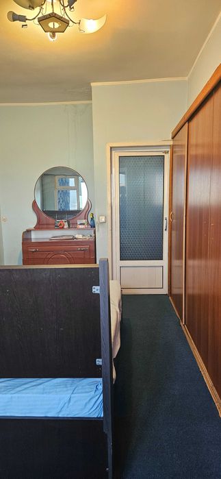 Продаётся 3/8/9 максим горький (бий)