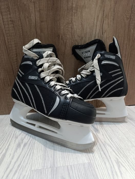 Продам коньки  39 размер