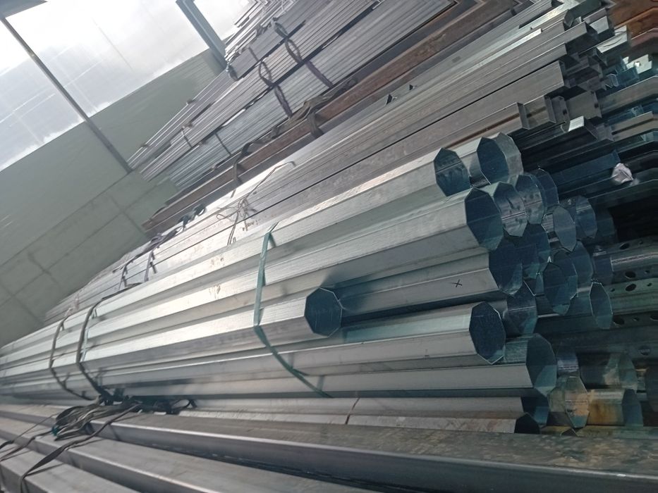 Teava pătrată hexagon 6m înălțime