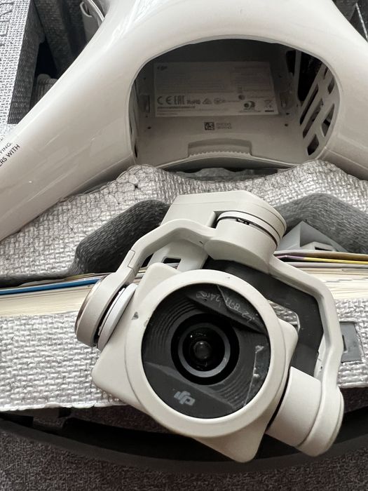 Продам Дрон PHANTOM 4 PRO срочно!