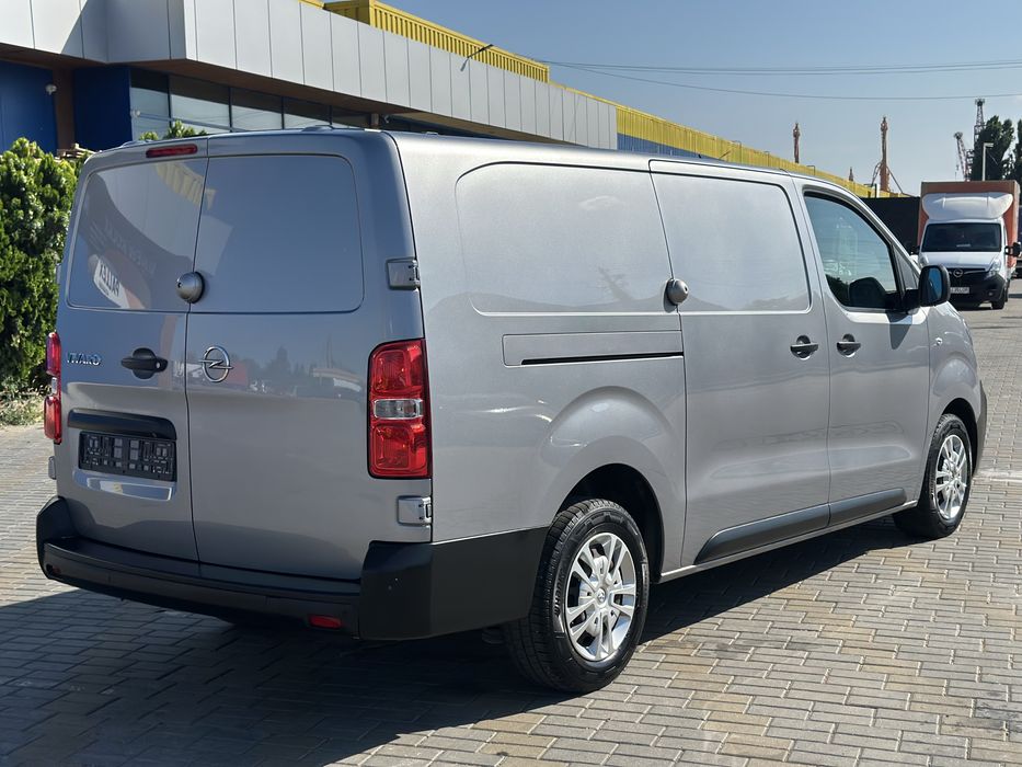 Prim proprietar in tara din 2025 Vand Opel Vivaro Maxi 2.0 diesel 122 cp,2020,cutie automata 9 viteze,clima,carplay,camera