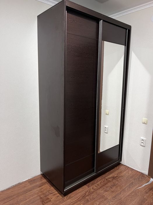 Шкаф купе продам срочно