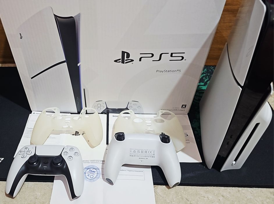 Ps5 slim 1tb с дискаводом 2 джостик оригинал!