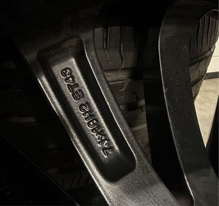 Jante 18 ORIGINALE Skoda Kodiaq Iarna NOI 235/55/18 Laurin Klement Tiguan Goodyear