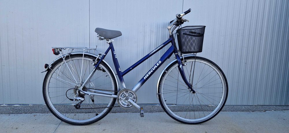 Дамски велосипед HERCULES колело с кошница 28"