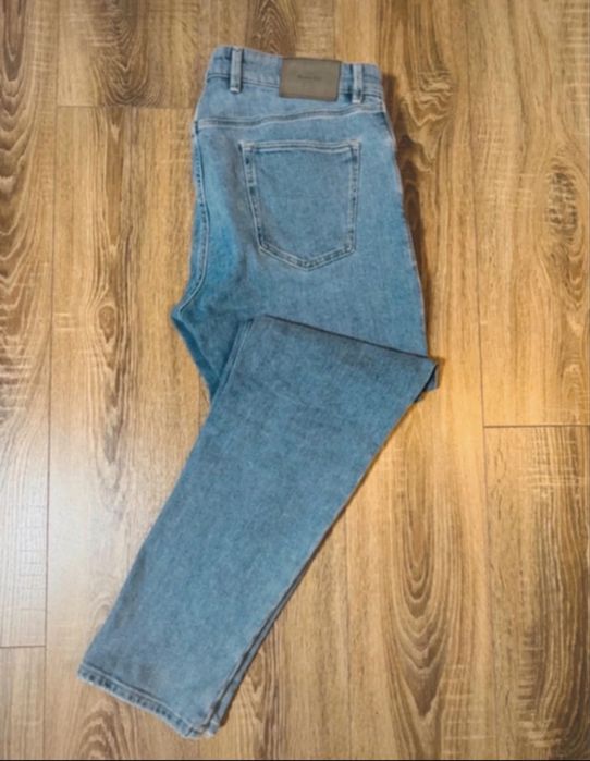 Blugi Massimo Dutti
