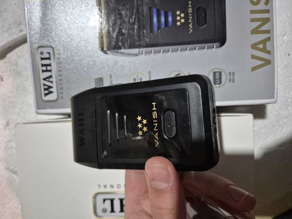 Aparat de Ras Profesional Wahl Vanish Shaver 5 Star - Folii Aur