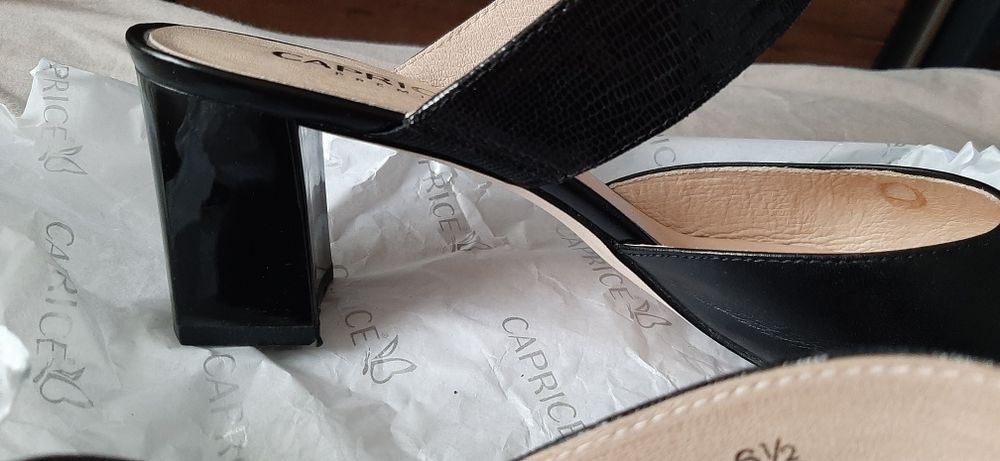 Елегантни чехли Caprice, размер 40