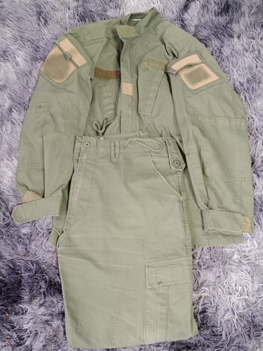 Продается мужская спецодежда