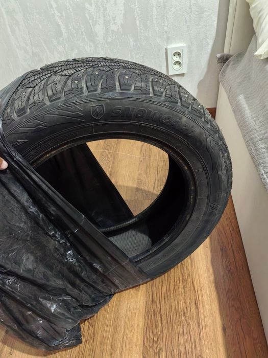 Продам зимние шины