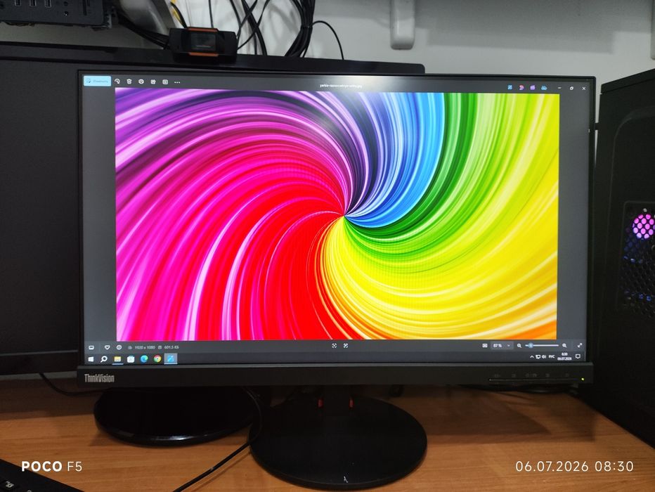 Монитор 24" Lenovo ThinkVision