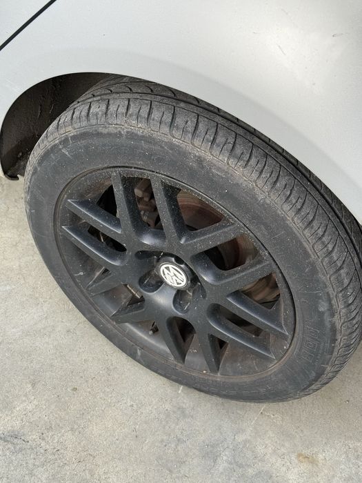 Джанти с гуми за голф