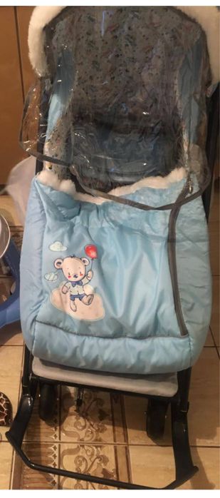 Продам зимние санки