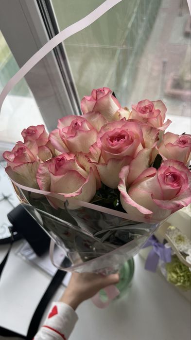 Продам розы нежно розовые