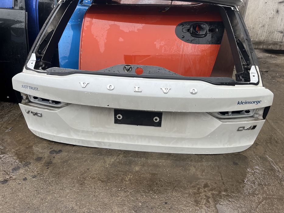 Капак,багажник,врата Volvo V90