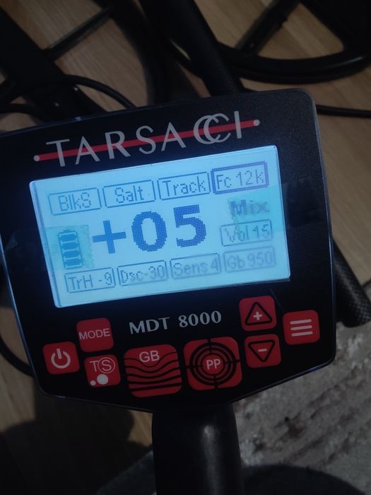 Tarsacci MDT 8000 металдетектор металотърсач