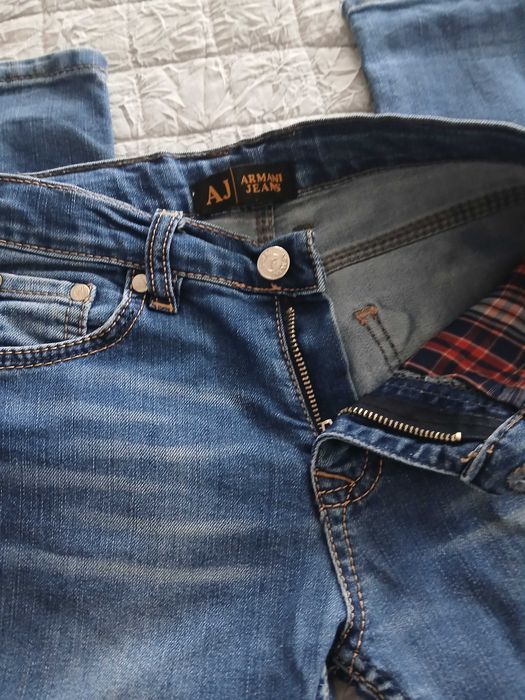 Детско яке Hugo Boss, Дънки Armani, Calvin Klein, Joma