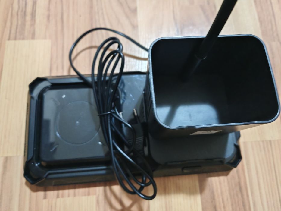 Lampi de birou led cu încărcare wireless sau cu lupa