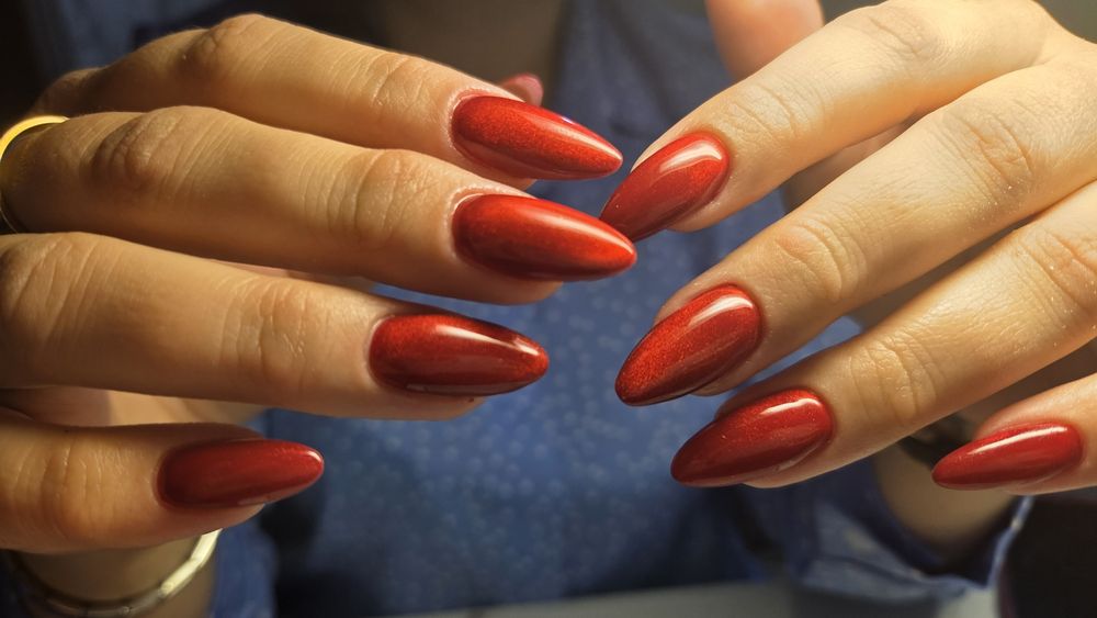 Наращивание ногтей