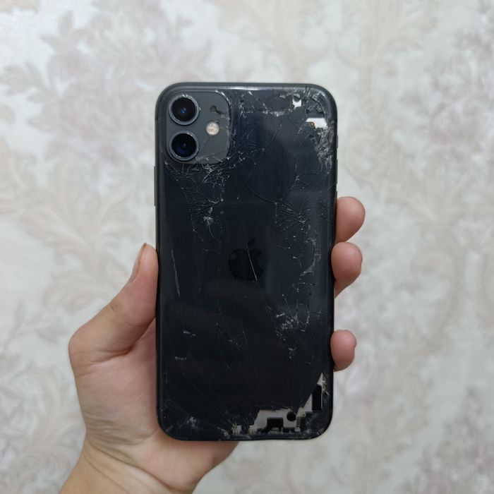 iphone 11 and Redmi 9a в отличном состояний