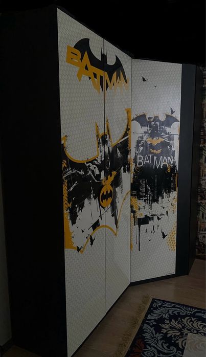 Продаю детский уголок Бэтмен