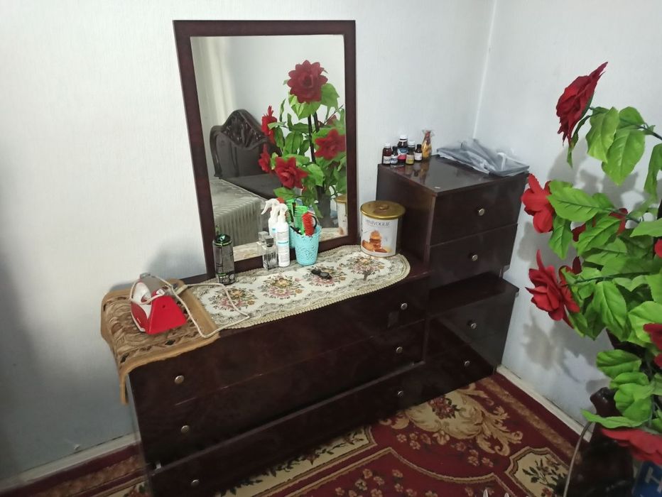 Продается мебельный гарнитур