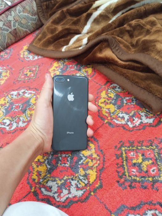 Apple Iphone 8 pilus