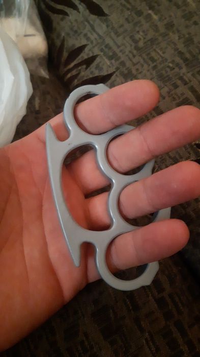 Auto apărare și protecție