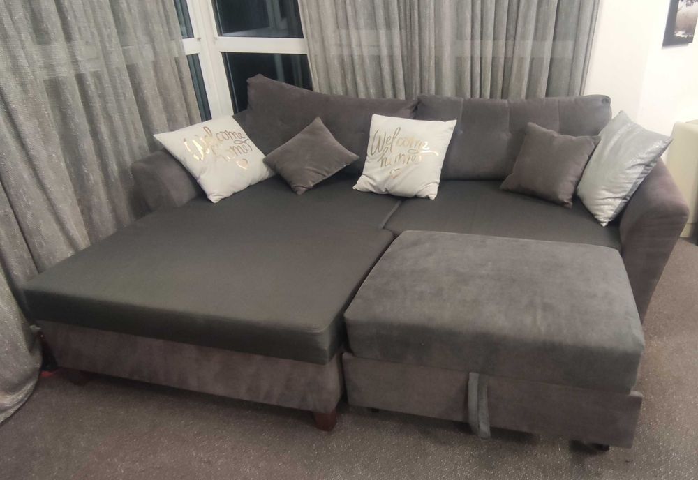 Продавам ъглов разтегателен диван в перфектно състояние.