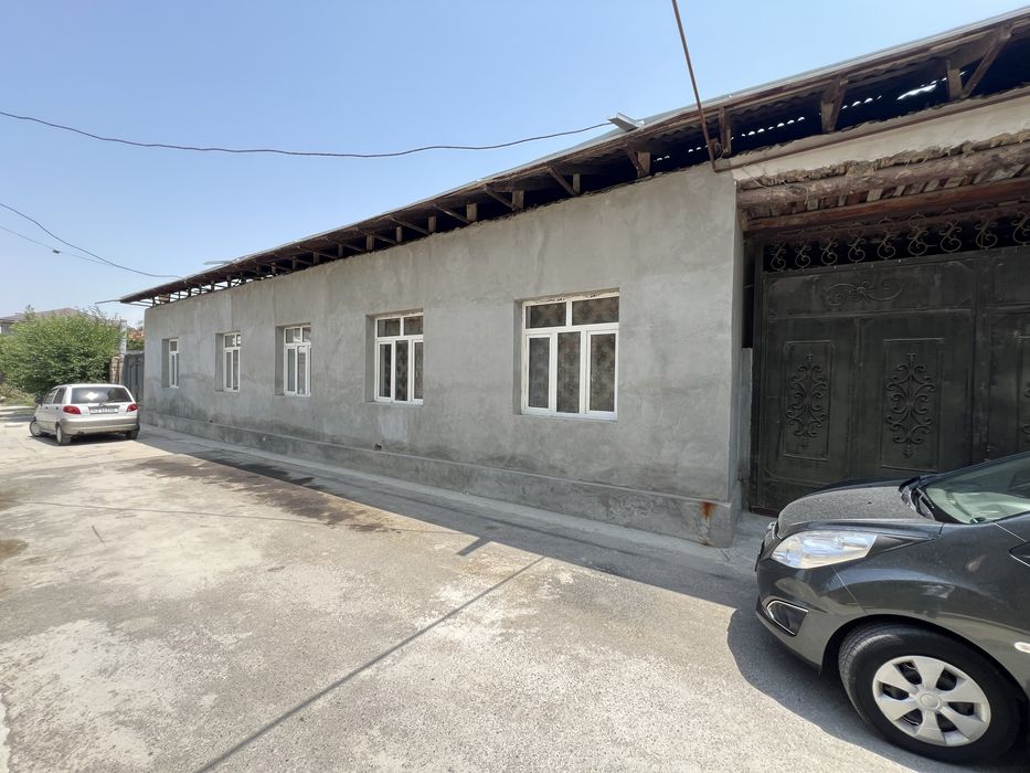 Дом селекция 5 соток 6 комнаты,цена 115000 у.е