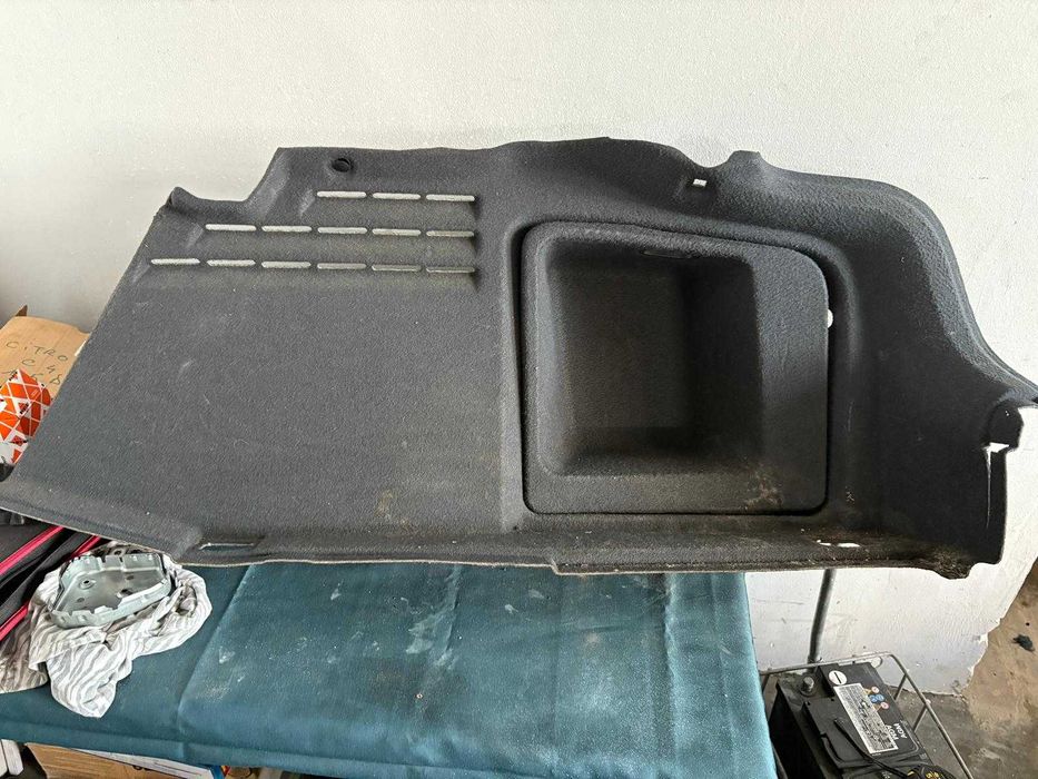 tapiterie portbagaj audi a6c6 limuzina dreapta