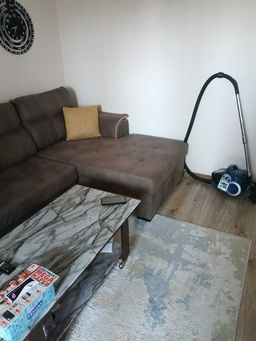 Продава се Двустаен апартамент в Разград, Орел - 75 кв.м за 1054 €/кв.м - Снимка #2