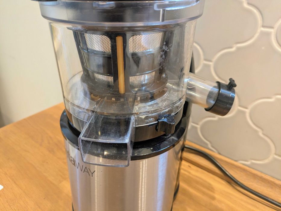 Бавна сокоизстисквачка Gorenje Vitaway