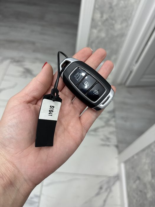 Продам ключ santa fe