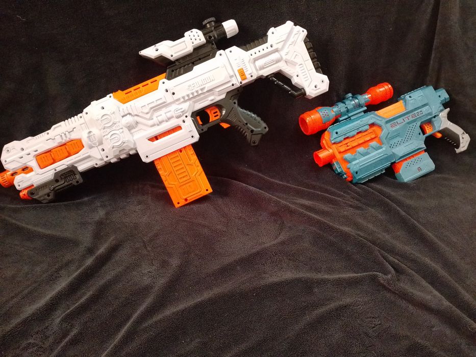 Набор автоматов: Белый Fungun + Nerf