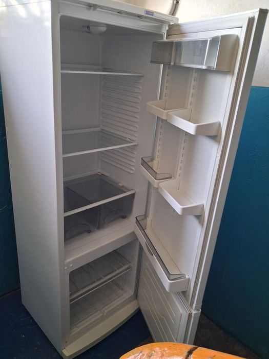 Продам отличныи телевизор элжы
