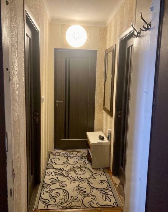 ~ Метро Мирзо Улугбек, 3х комнатная квартира, кирпич, 2х6 балкон