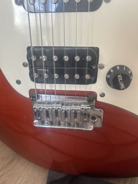 Cort G210 електрическа китара