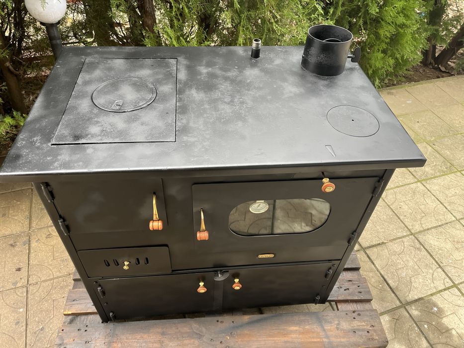 Печка Прити с фурна с водна риза